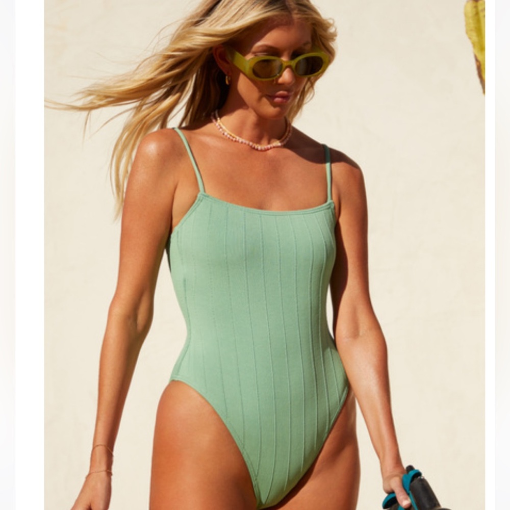 NWT {Billabong} x The Salty Blonde Sunset Rib One Piece Swimsuit